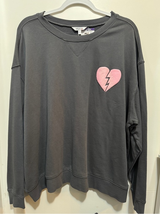 Wildfox Sweaters - Wildfox Charcoal Gray Crewneck with Pink Broken Heart Patch